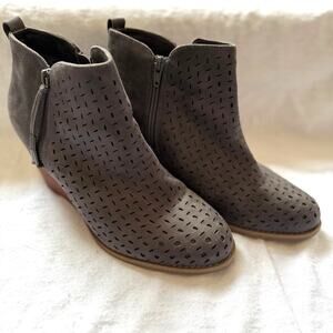 Report Granger 11 Gray Cut Out Wedge Booties Ankle Boots